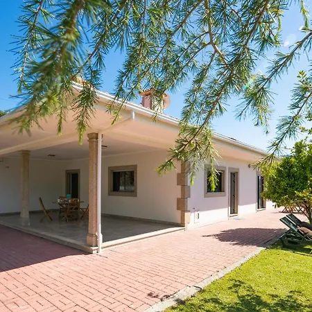 Villa Stunning 3-bed-2-bath Over Douro River;porto - Wifi-sleep 6-10