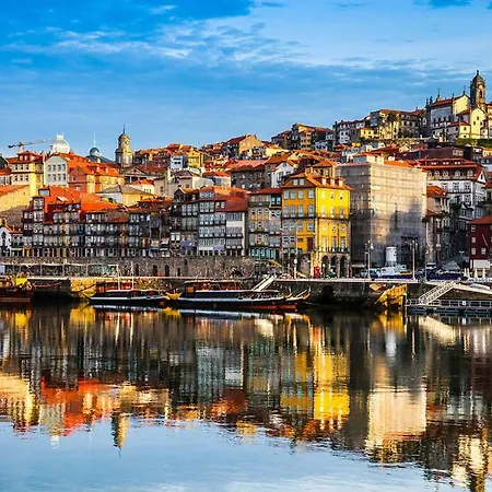 Stunning 3-bed-2-bath Over Douro River;porto - Wifi-sleep 6-10 Villa *